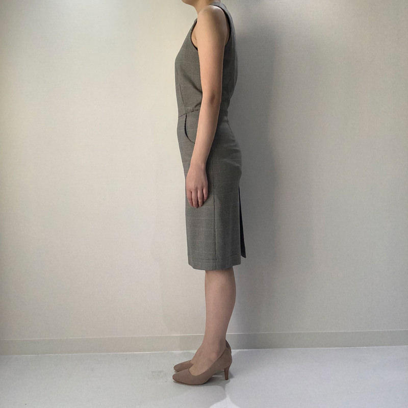 ノースリーブワンピース ベージュ