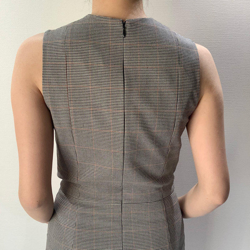 ノースリーブワンピース ベージュ