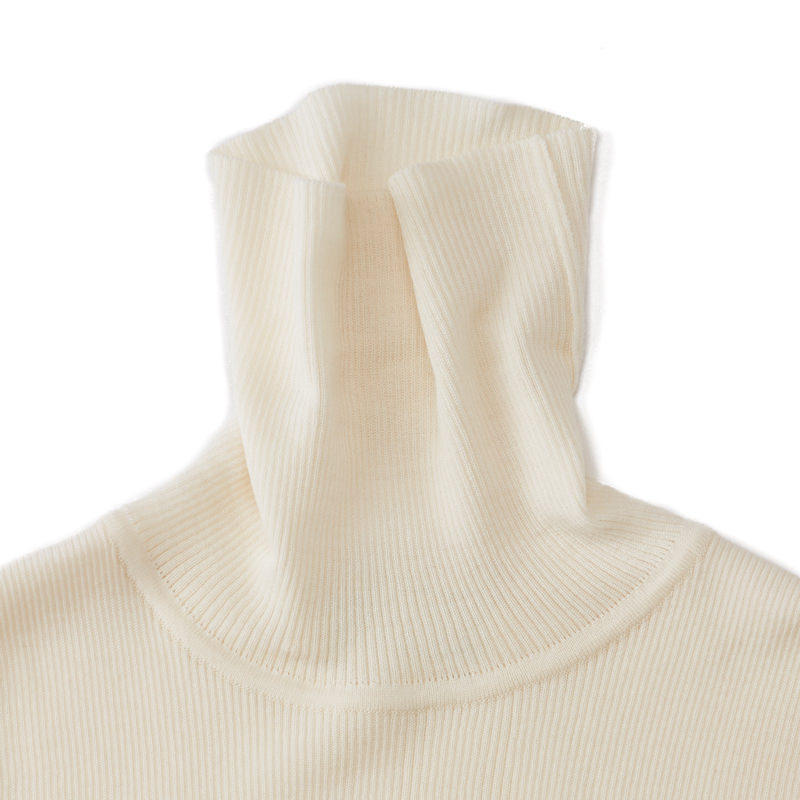 リブタートルニット ホワイト
